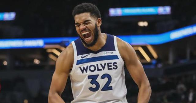 九游体育官方网站-史上最会投篮的中锋？唐斯西决低迷表现拖累森林狼